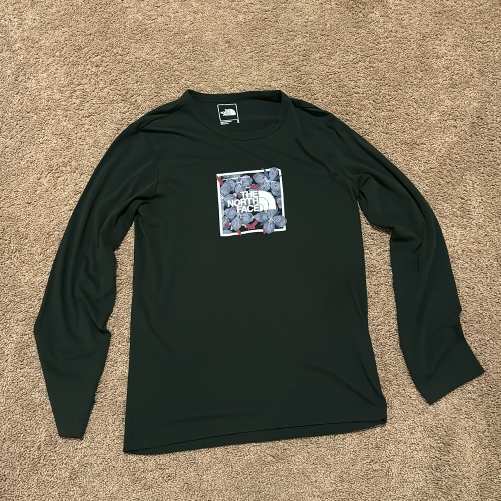 TNF long sleeve shirt